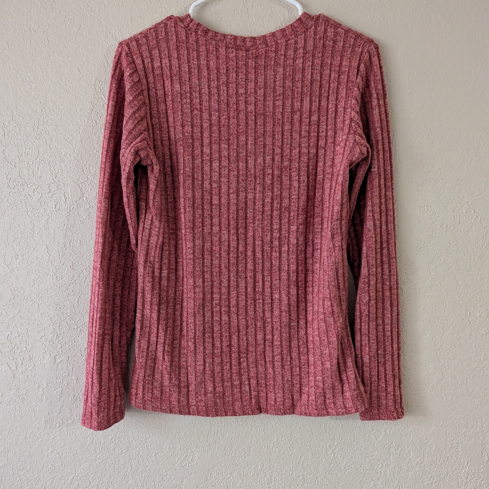 Set Of 2- Ribbed Knit Sweaters (0066) - Picture 7 of 10